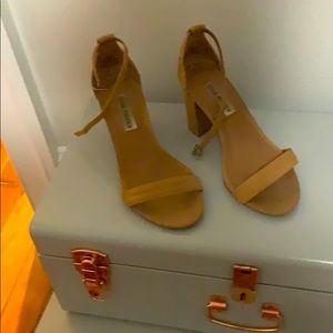 Steve Madden block heel ankle strap sandals 6.5